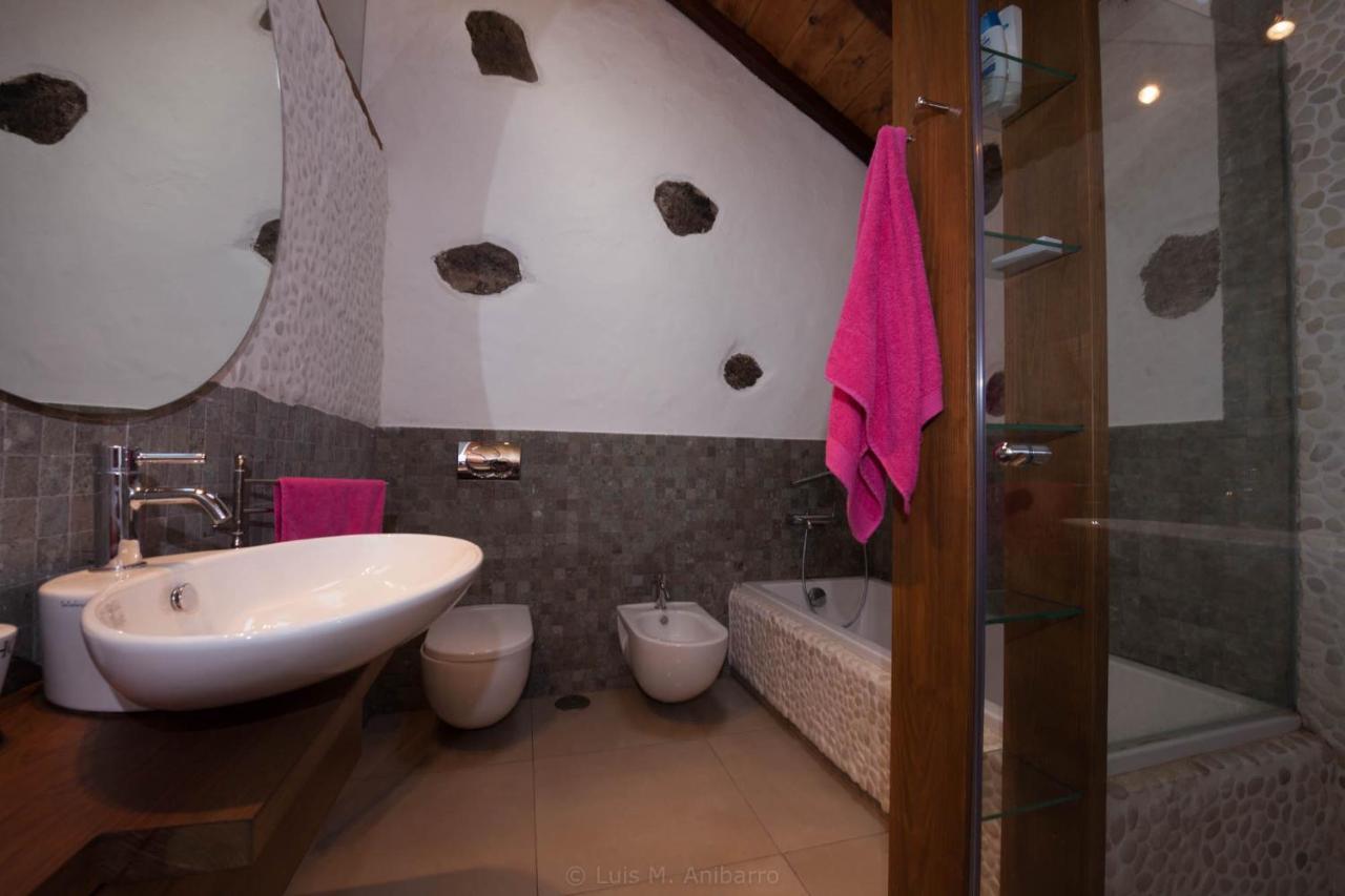 Historic Canarian House, Private Heated Infinity Pool, Bbq, Wifi + Panoramic Ocean Views Arona  Zewnętrze zdjęcie