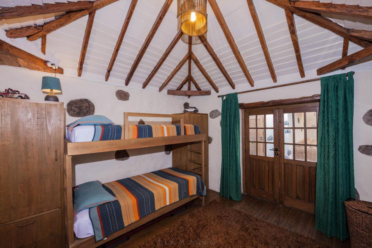 Historic Canarian House, Private Heated Infinity Pool, Bbq, Wifi + Panoramic Ocean Views Arona  Zewnętrze zdjęcie