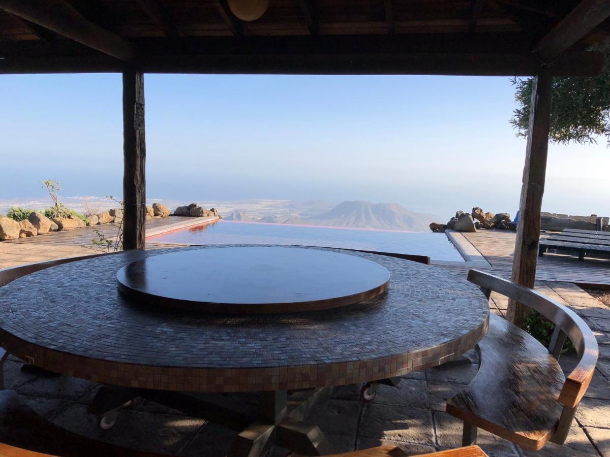 Historic Canarian House, Private Heated Infinity Pool, Bbq, Wifi + Panoramic Ocean Views Arona  Zewnętrze zdjęcie